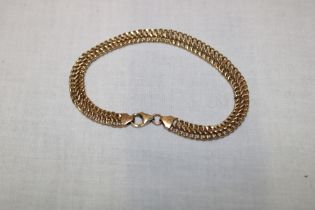 A 9ct gold double strand chain link bracelet (4g)