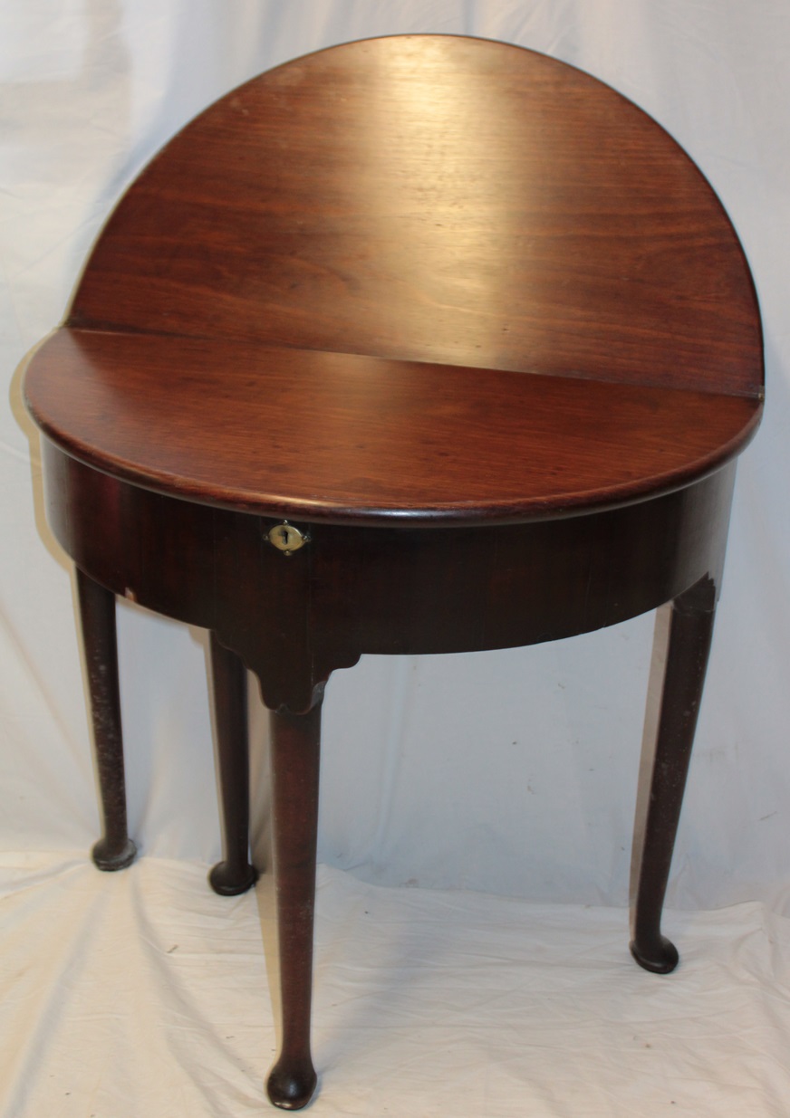 A George III mahogany semi-circular turn-over-top table with plain apron on tapered legs with pad - Image 2 of 2