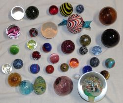 A selection of various glass spheres in varying sizes