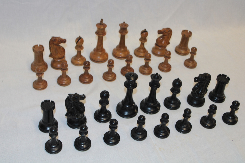 A good quality Staunton-style chess set (height of King 4") - Image 2 of 2