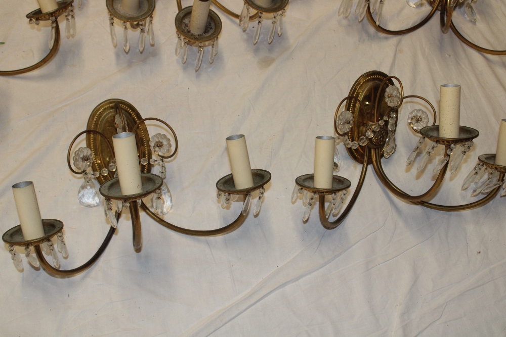 Five matching brass wall lights comprising a five branch wall light with glass lozenge droplet - Image 2 of 3