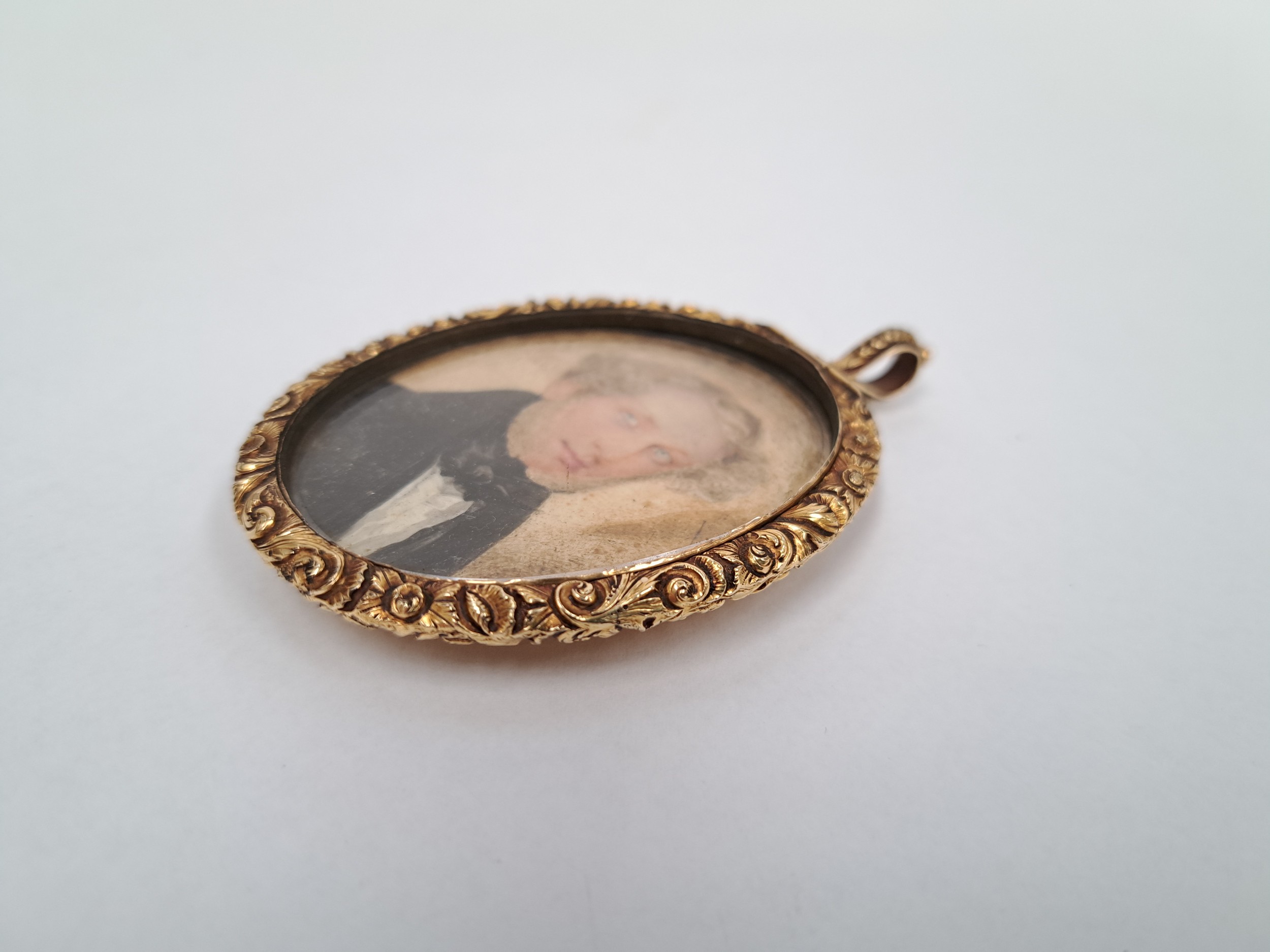 An early to mid 19th Century watercolour miniature on an oval ivory panel depicting the portrait - Image 4 of 4