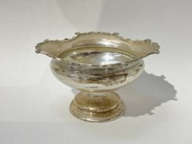 A silver pedestal bowl, Sheffield 1926, 10cm tall, 18cm diameter, 430g