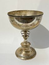 A Lee & Wigfall silver cup, Sheffield 1960, 24cm tall, 664g
