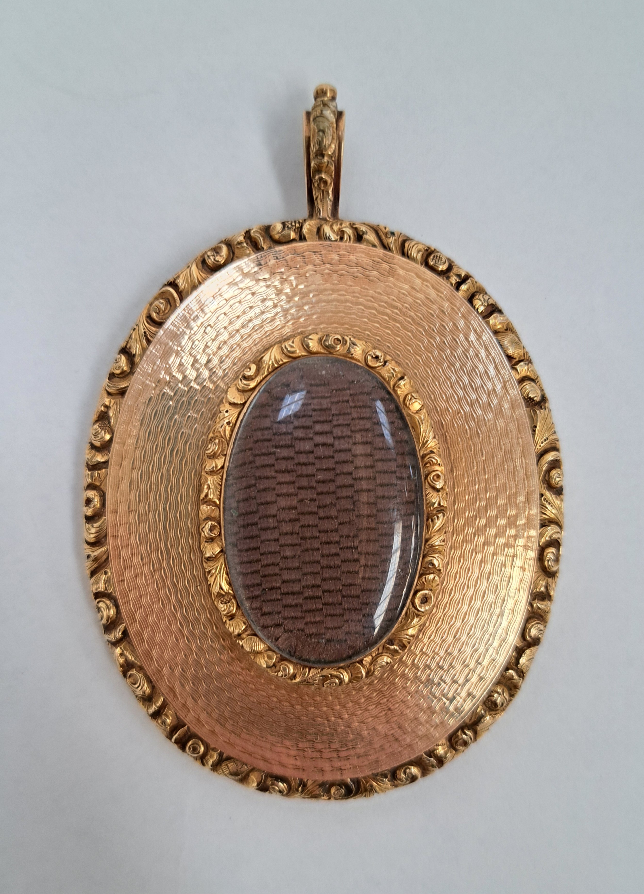 An early to mid 19th Century watercolour miniature on an oval ivory panel depicting the portrait - Image 3 of 4