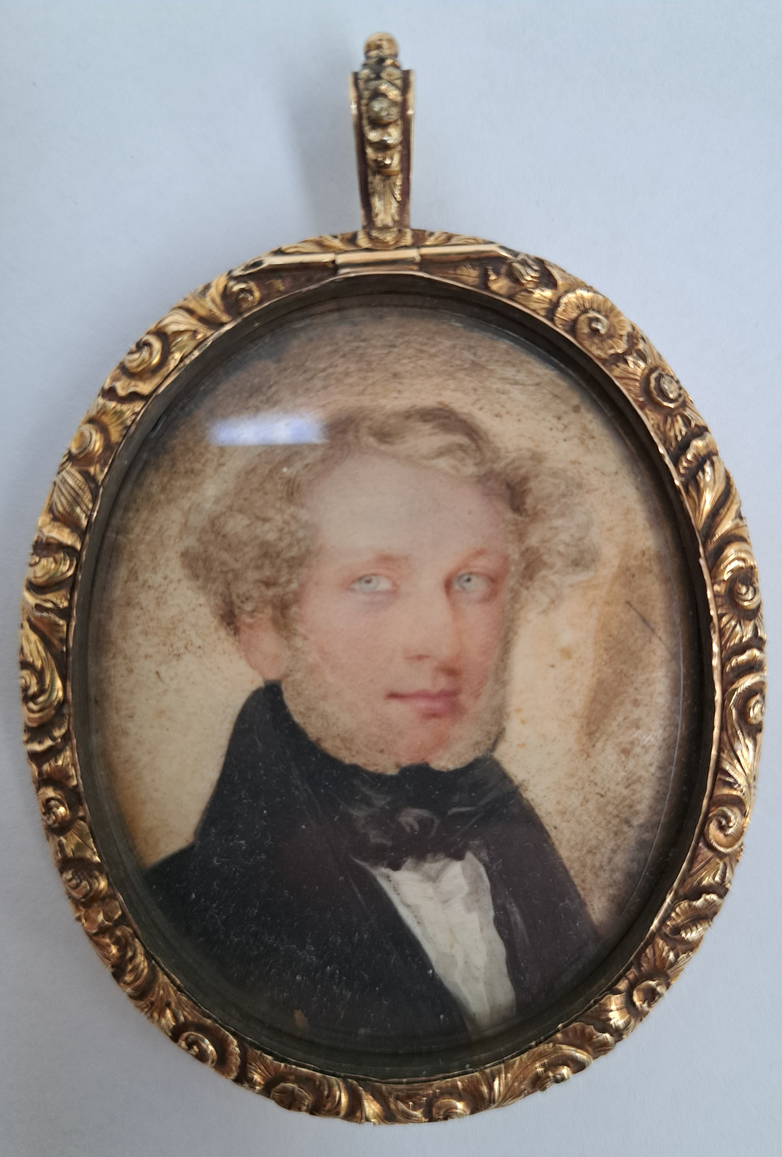 An early to mid 19th Century watercolour miniature on an oval ivory panel depicting the portrait - Image 2 of 4