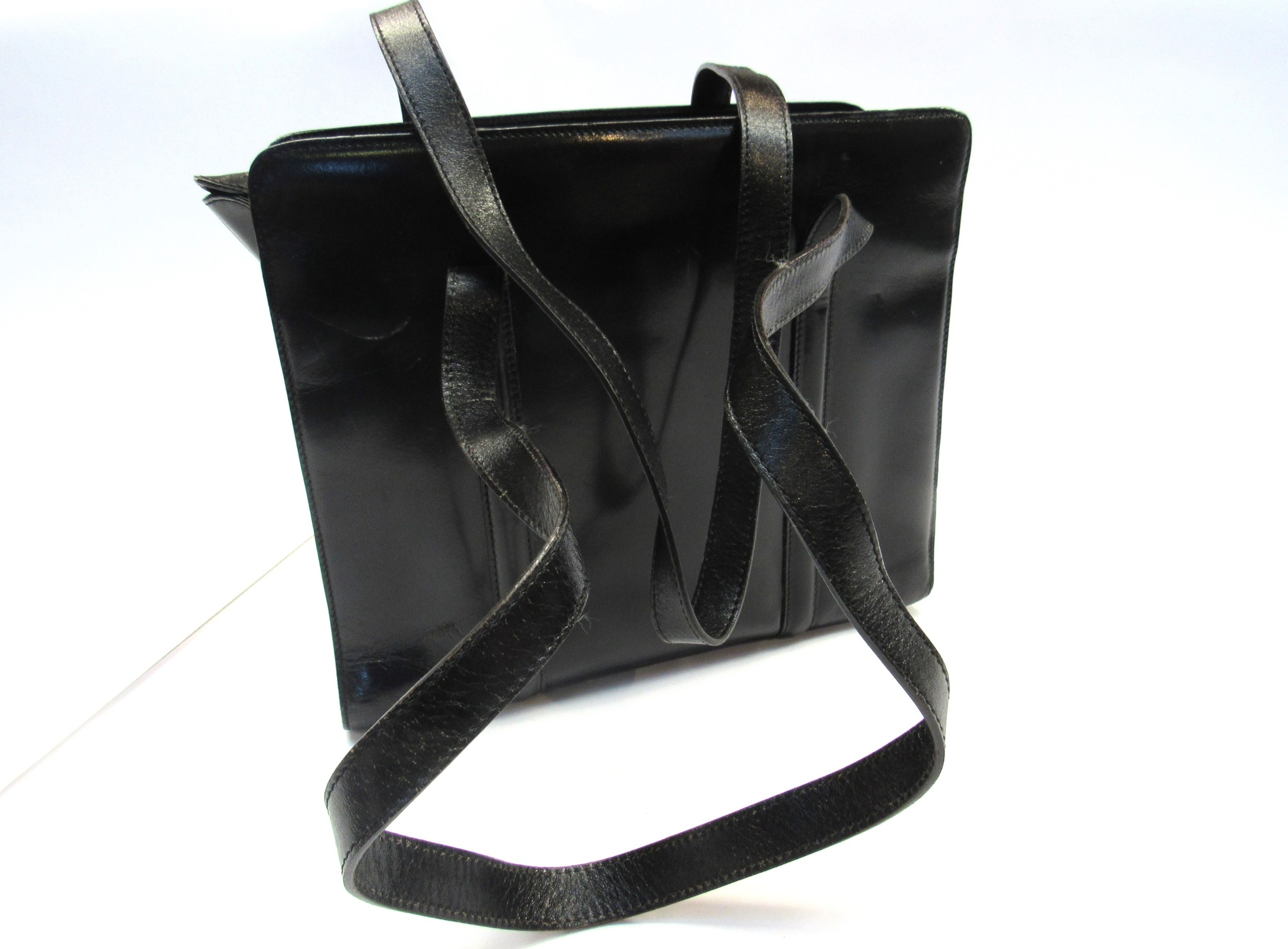 A Bally black leather shoulder bag with dust bag - Image 2 of 3