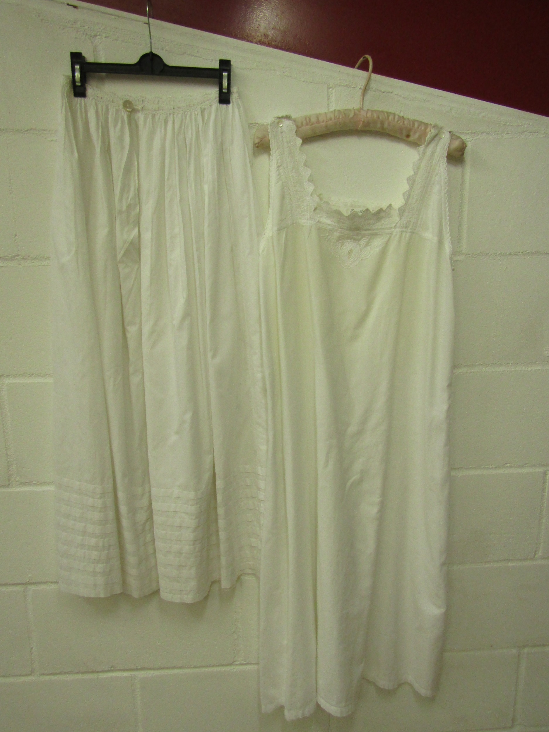 Three Victorian/Edwardian white cotton nightdresses and a full length cotton waist slip (4)