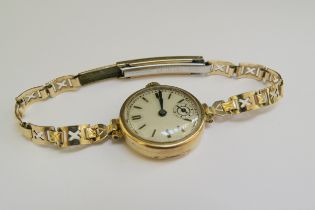 A 9ct gold cased wristwatch