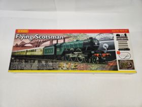 A boxed Hornby 00 gauge R1039 Flying Scotsman electric train set, comprising R398 4-6-2 LNER