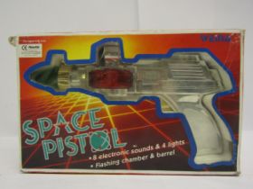 A boxed Weina Space Pistol battery operated plastic space gun no. 9007/WB (box worn)