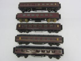A set of five scratch built 0 gauge coaches in LMS maroon livery (5)