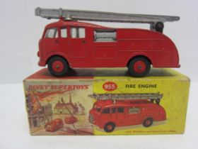 A boxed Dinky Supertoys diecast 955 Fire Engine with Extending Ladder, finished in red with