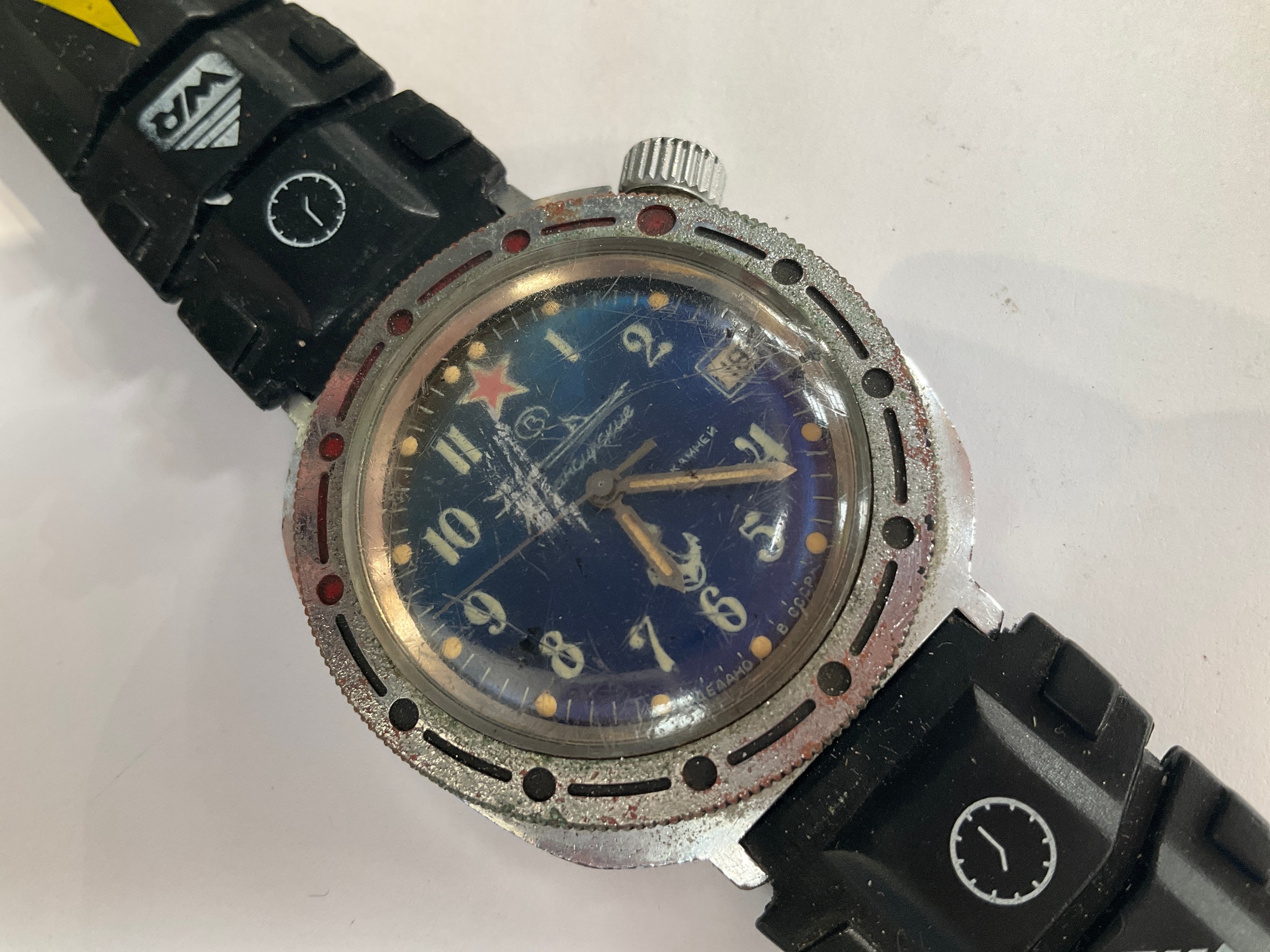 A Russian Vostok Komandirskie submarine wristwatch - Image 2 of 3