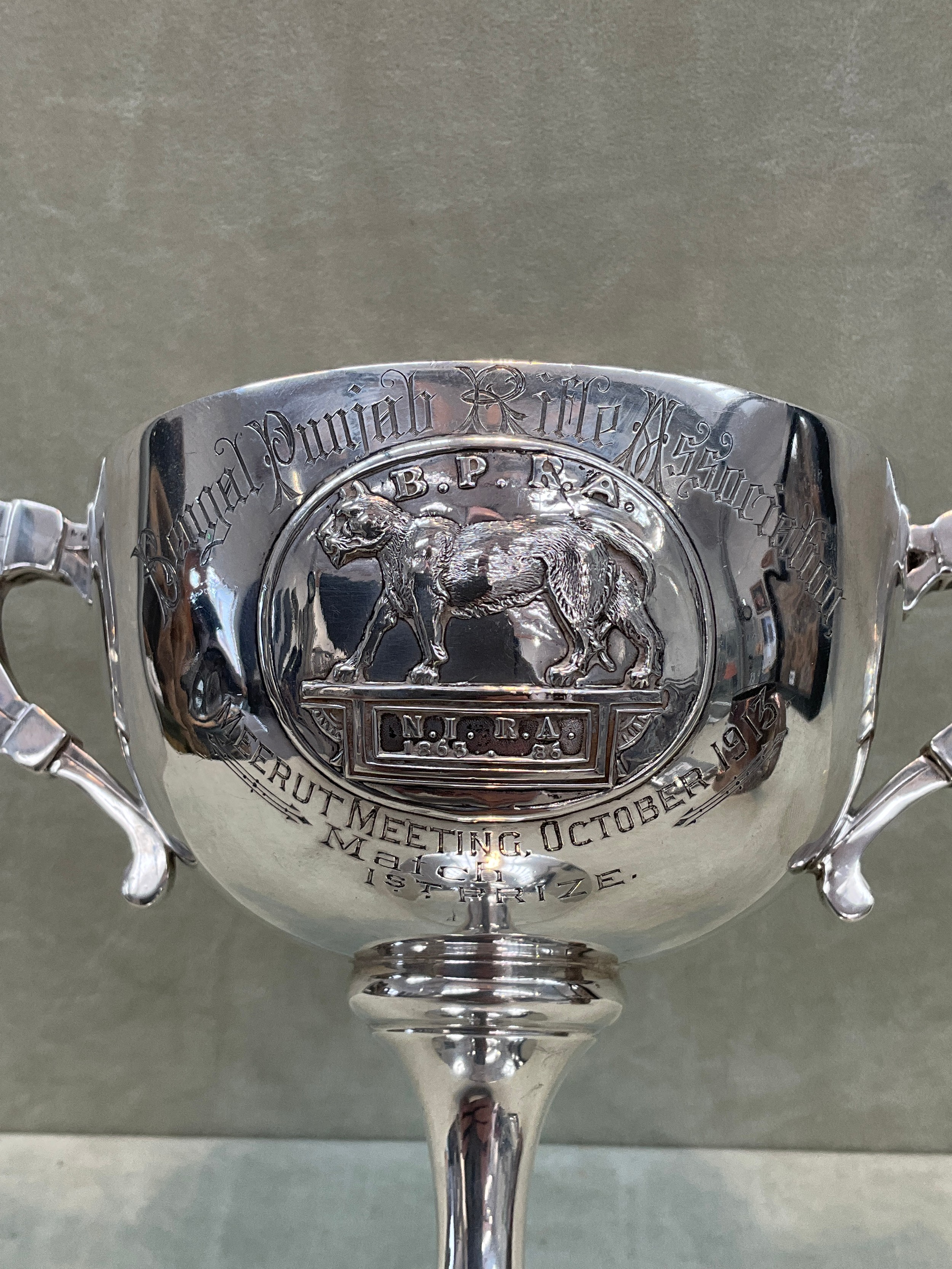 A Mappin & Webb silver twin handled trophy "Royal Punjab Rifle Association 1st Prize October 1913 - Image 2 of 3