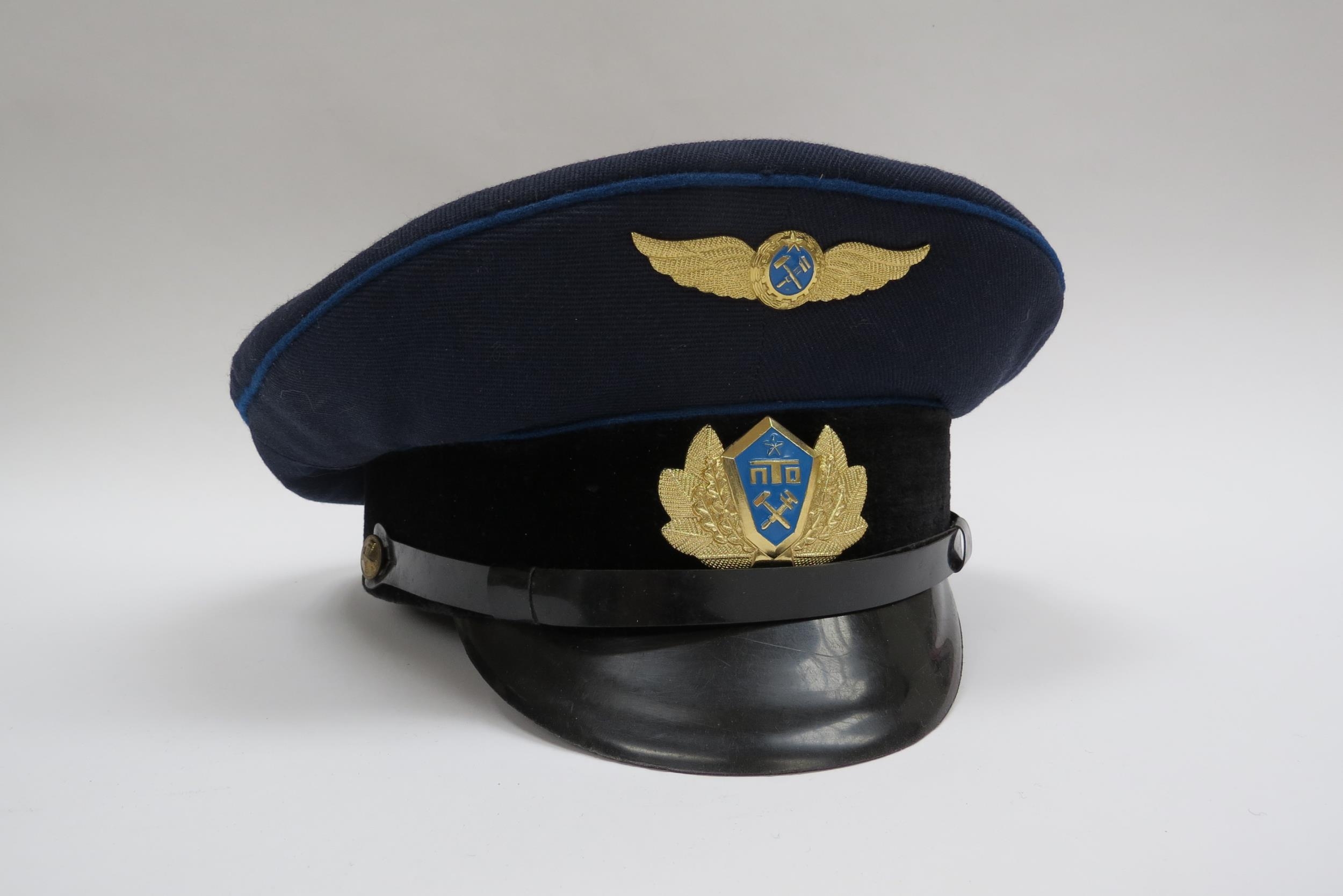 Four USSR Russian Soviet peaked visor caps: Border Guard (green with red piping), Air Force (blue - Image 2 of 9