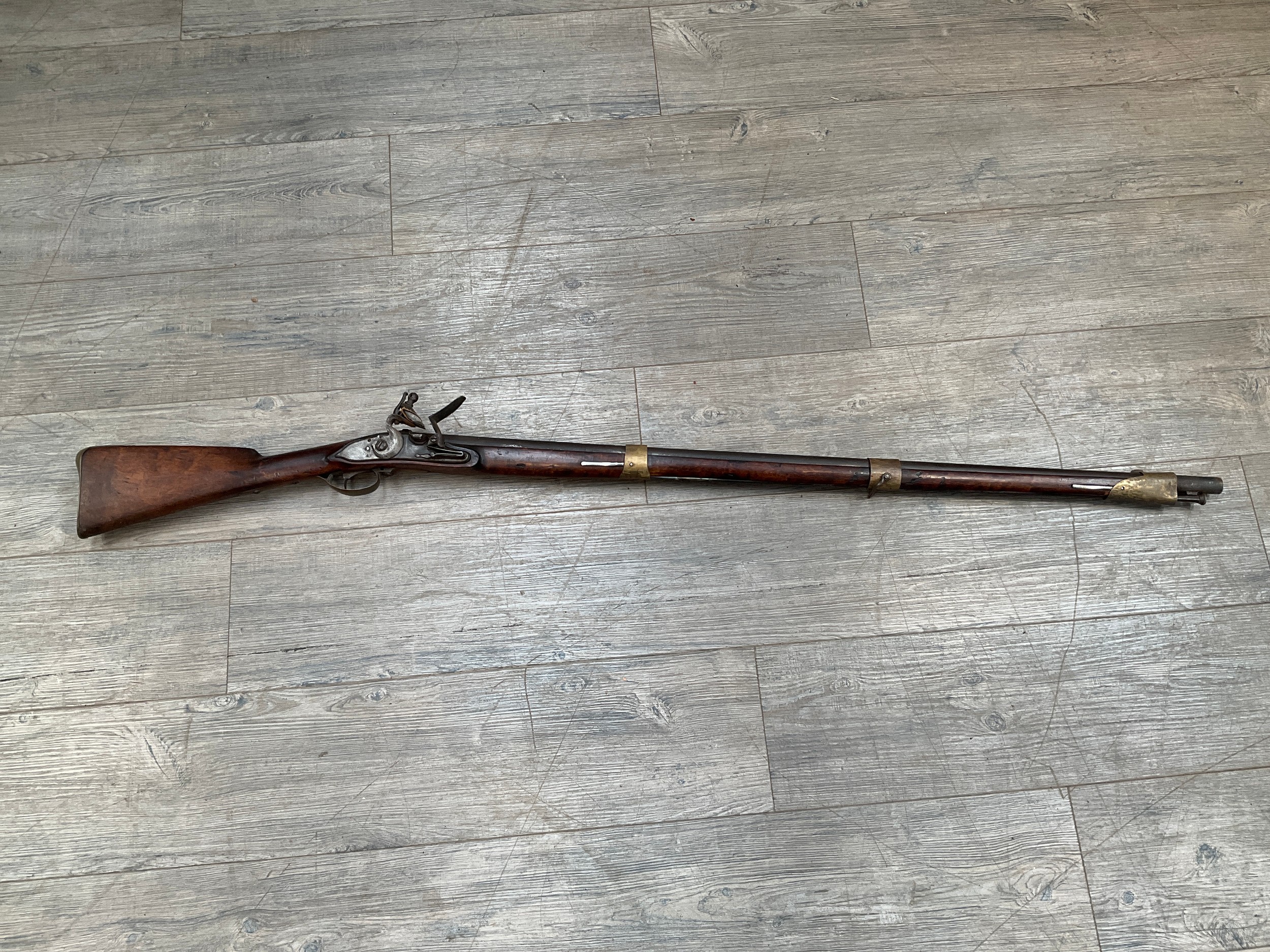 An 18th Century and later Continental flintlock musket. No license required - Image 2 of 3