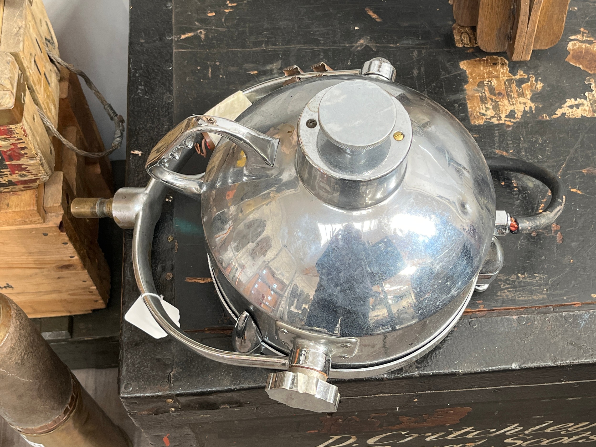 A WWII era lifeboat searchlight, chromed - Bild 2 aus 2