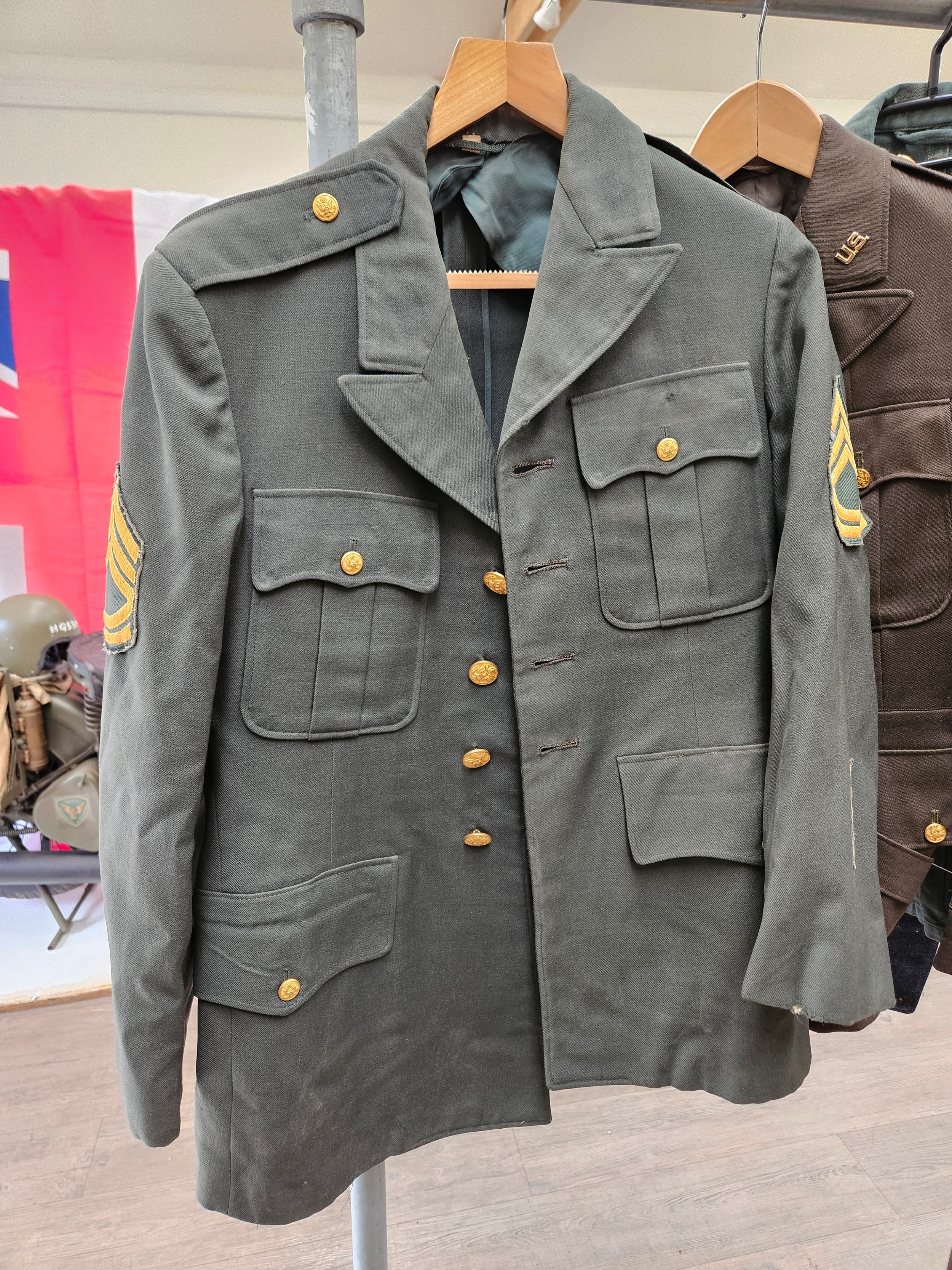 A quantity of military uniform including 1952 RAF Service Dress and two post war US service jackets - Image 5 of 5