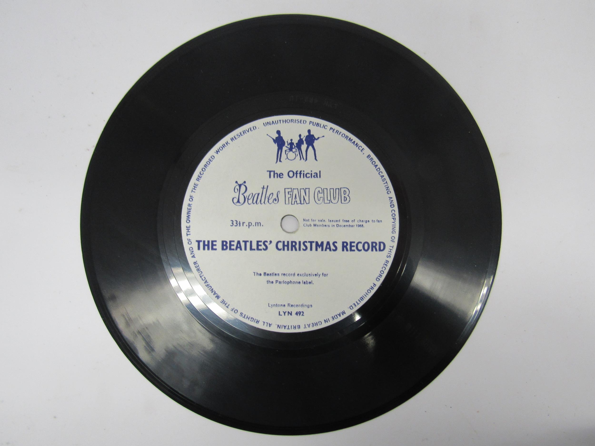 THE BEATLES: Two Beatles Official Fan Club Christmas 7" flexi-discs to include 'The Beatles - Image 4 of 10