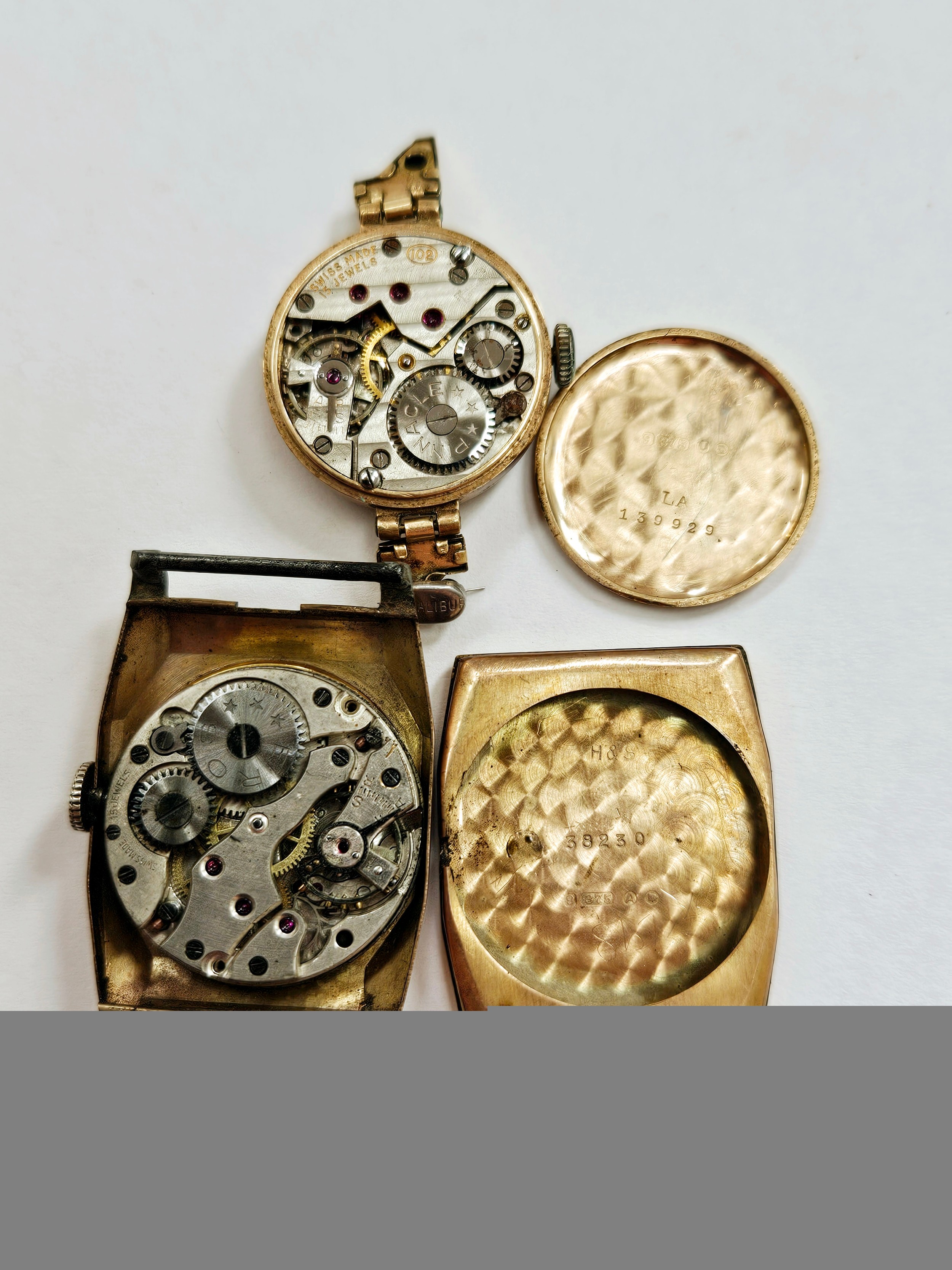 A cased 9ct gold Pinnacle ladies wristwatch (strap a/f) and another 9ct gold wristwatch (no - Image 3 of 3