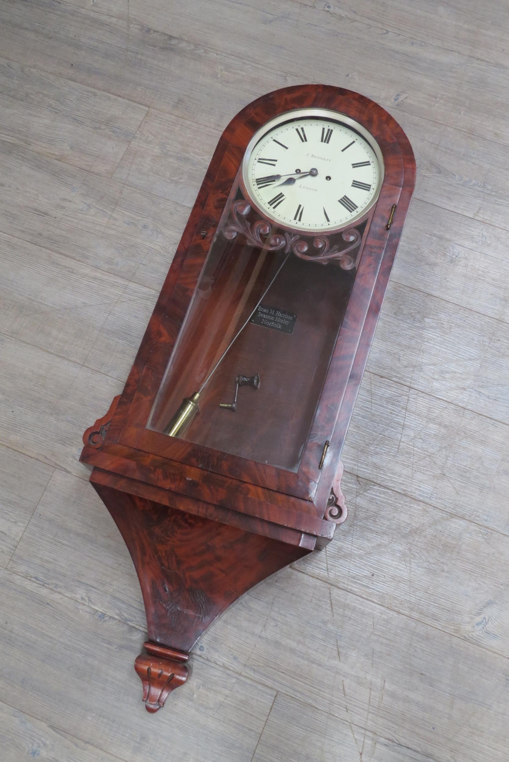 A mid 19th Century flame mahogany and glazed door wall clock, painted metal Roman dial (10" dial) - Image 2 of 8