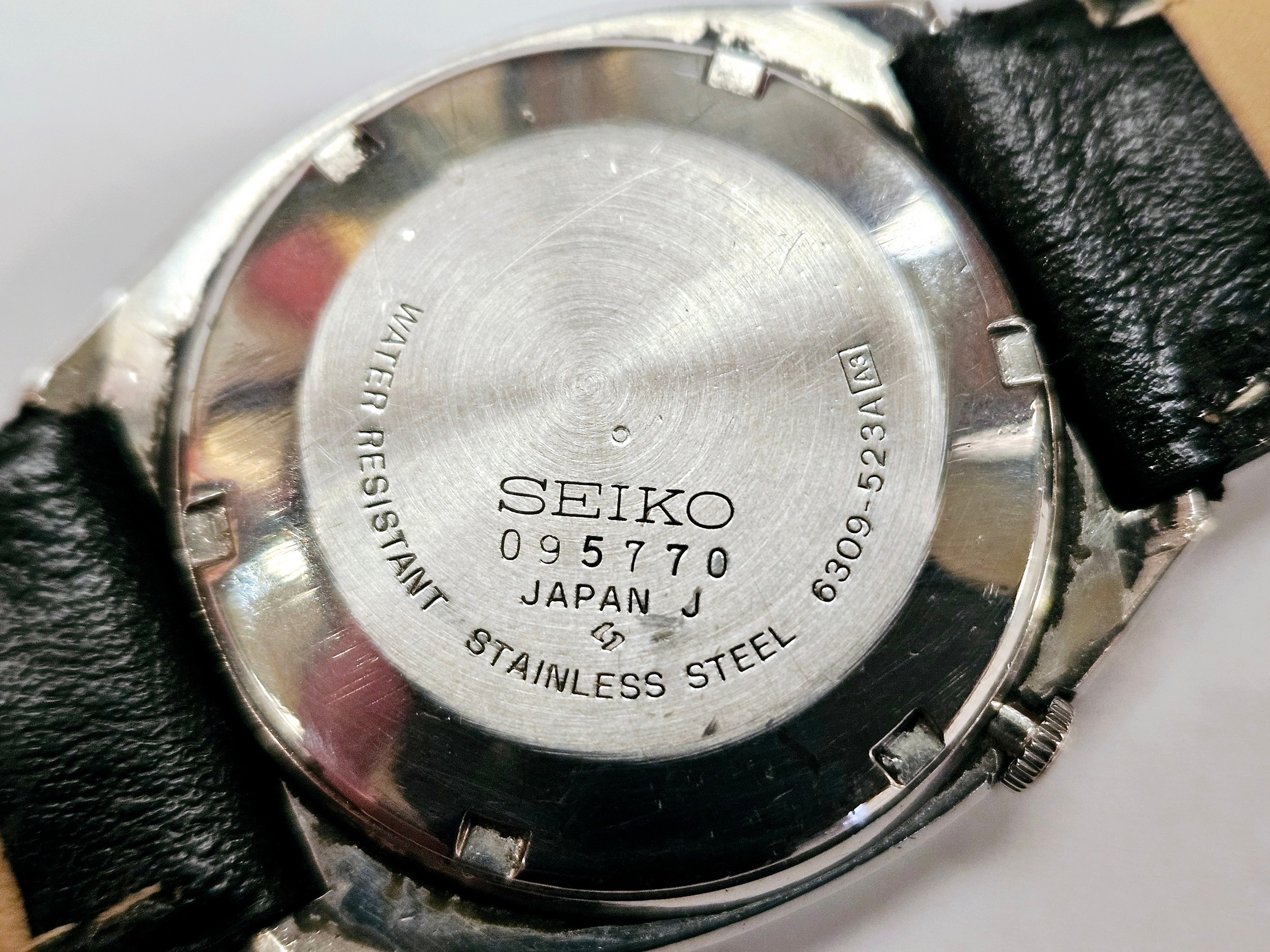 A circa 1980s Seiko 5 blue TV dial automatic wristwatch with day/date and 24-hour dial, on leather - Image 2 of 6