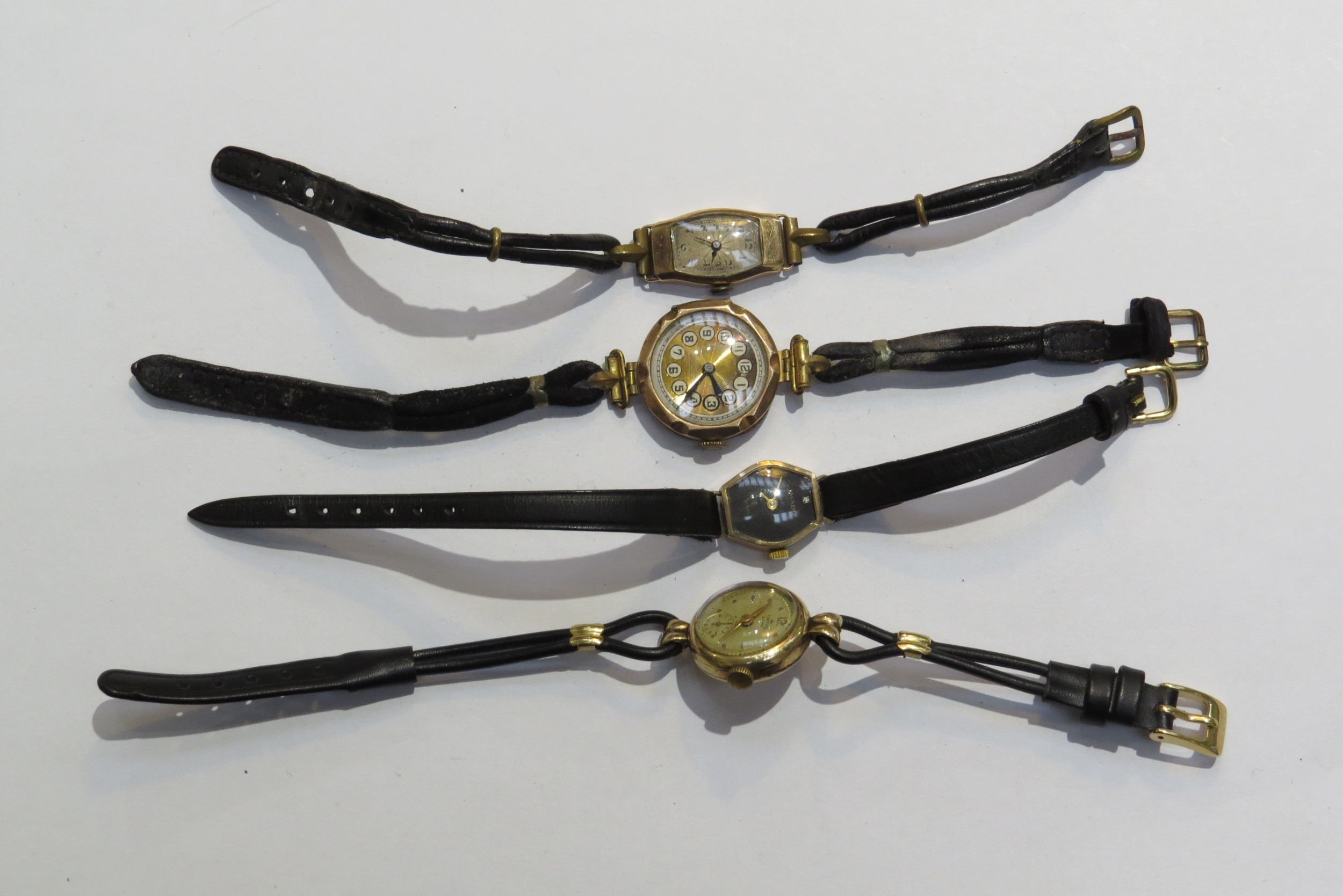 Four 9ct gold cased ladies wristwatches with leather straps including brands such as Imado and - Image 3 of 7