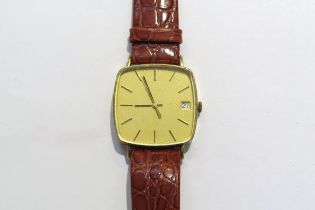 A 9ct gold cased square faced wristwatch with Swiss quartz movement
