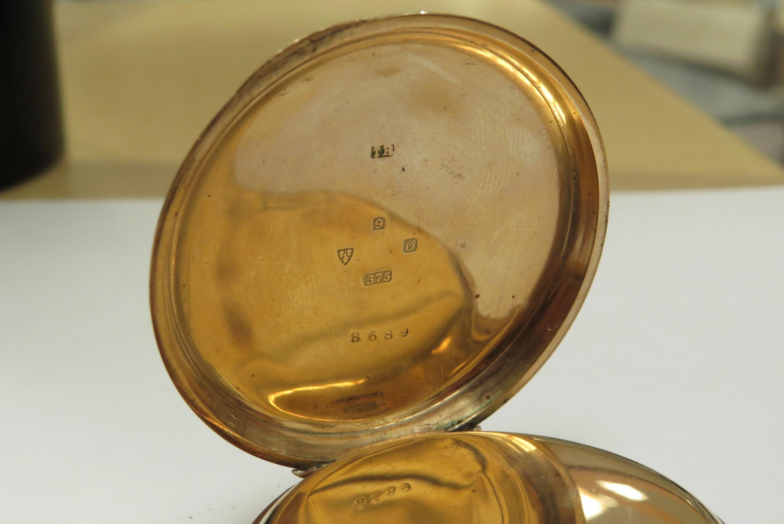 A gold cased Thos. Russell & Sons, Liverpool pocket watch, case stamped 375, with a yellow metal - Image 4 of 4