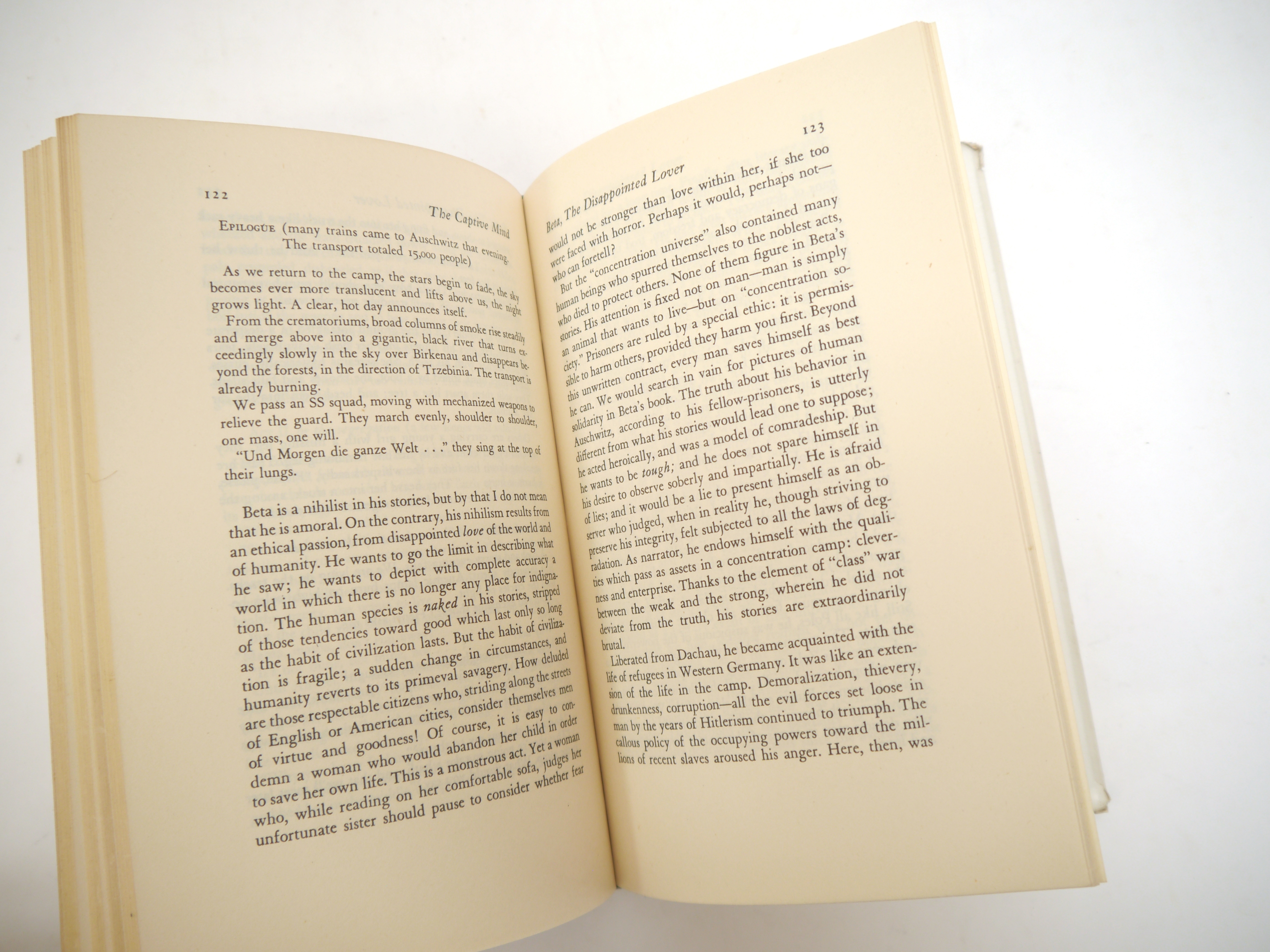 Czeslaw Milosz: 'The Captive Mind', London, Secker & Warburg, 1953, 1st UK edition, translated - Image 5 of 7