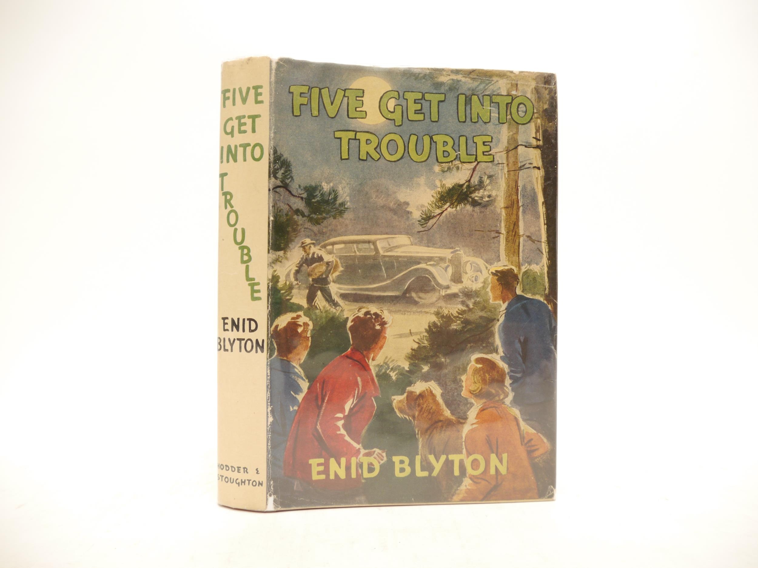 Enid Blyton: 'Five Get Into Trouble', ill. Eileen Soper, London, Hodder & Stoughton, 1949, 1st