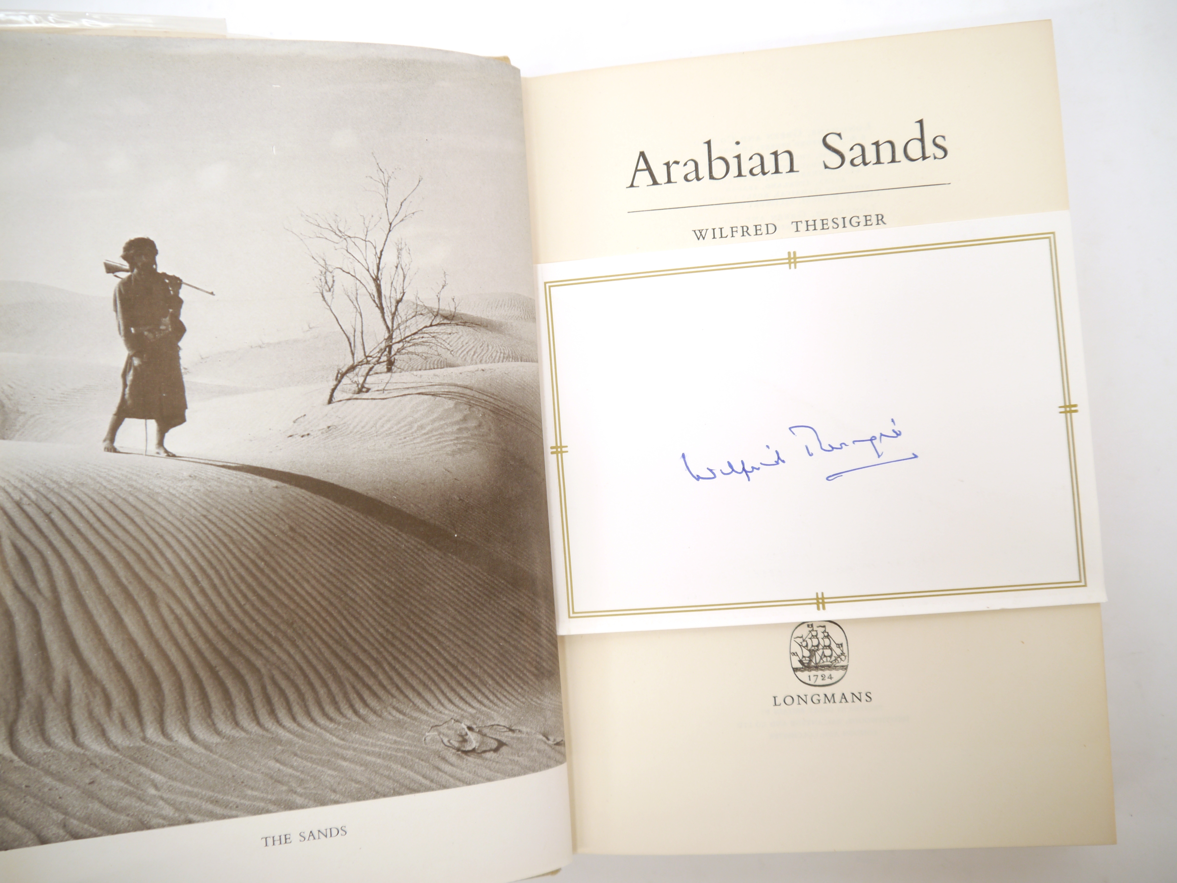 Wilfred Thesiger: 'Arabian Sands', London, Longmans, 1959, 1st edition, card signed by Thesiger in - Image 2 of 7