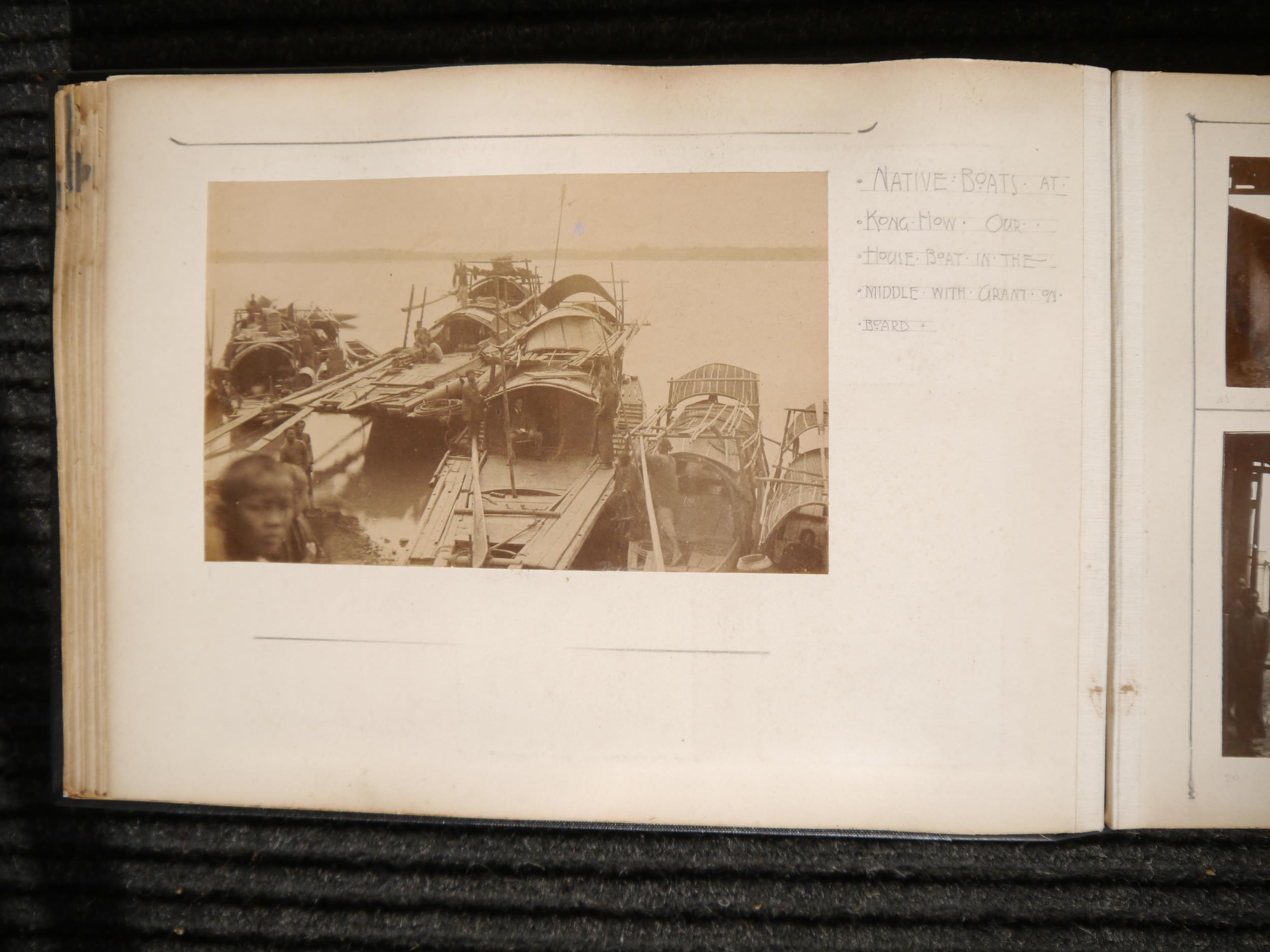 (China, Xi River, Wuzhou, Guangxi, Guangdong, Pearl River.) Photograph Album WEST RIVER TRIPS. - Bild 11 aus 26