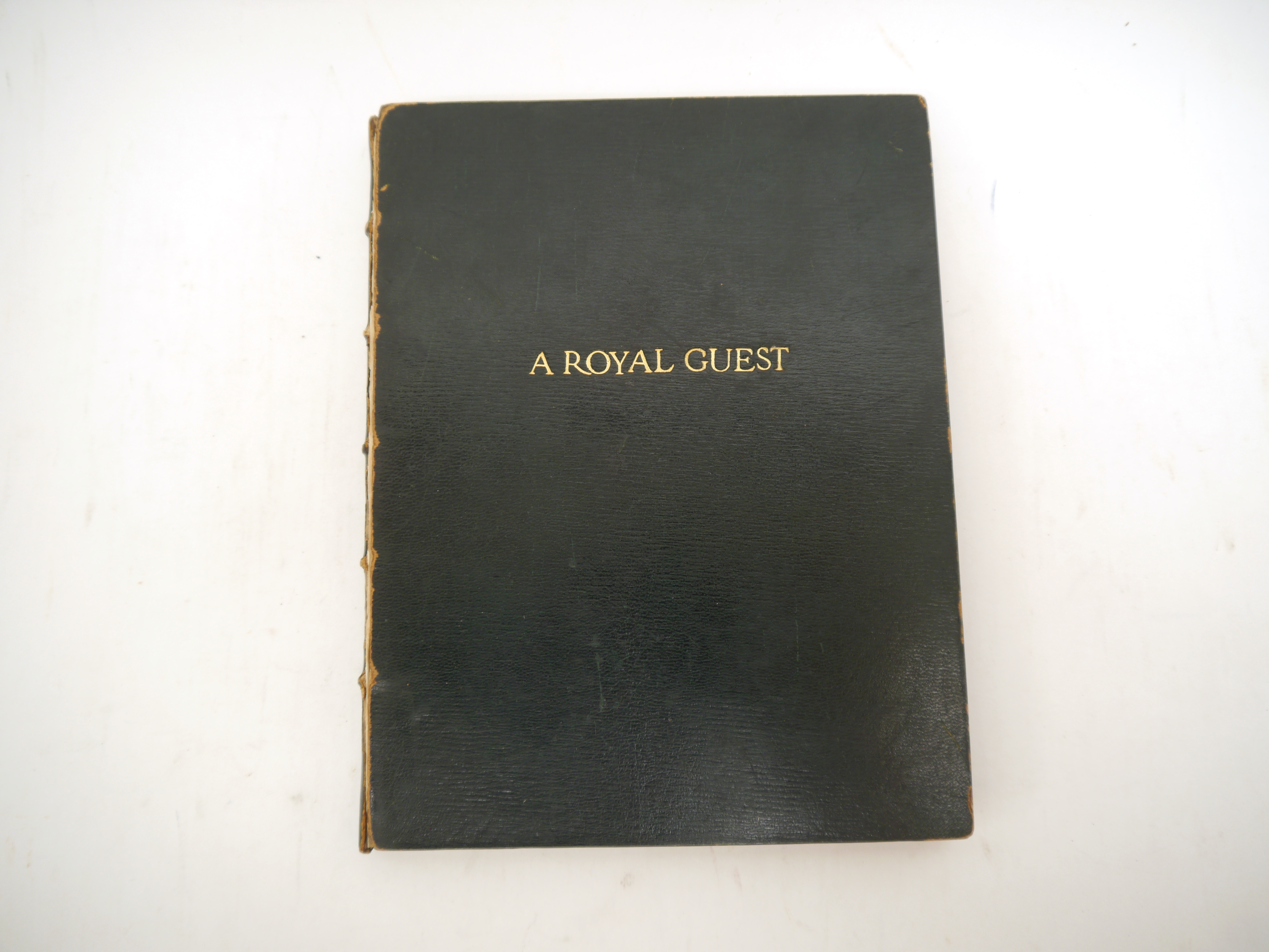 (Daniel Press, Katharine Adams binding.) 'A Royal Guest. Christmas 1900', Oxford, Daniel Press,