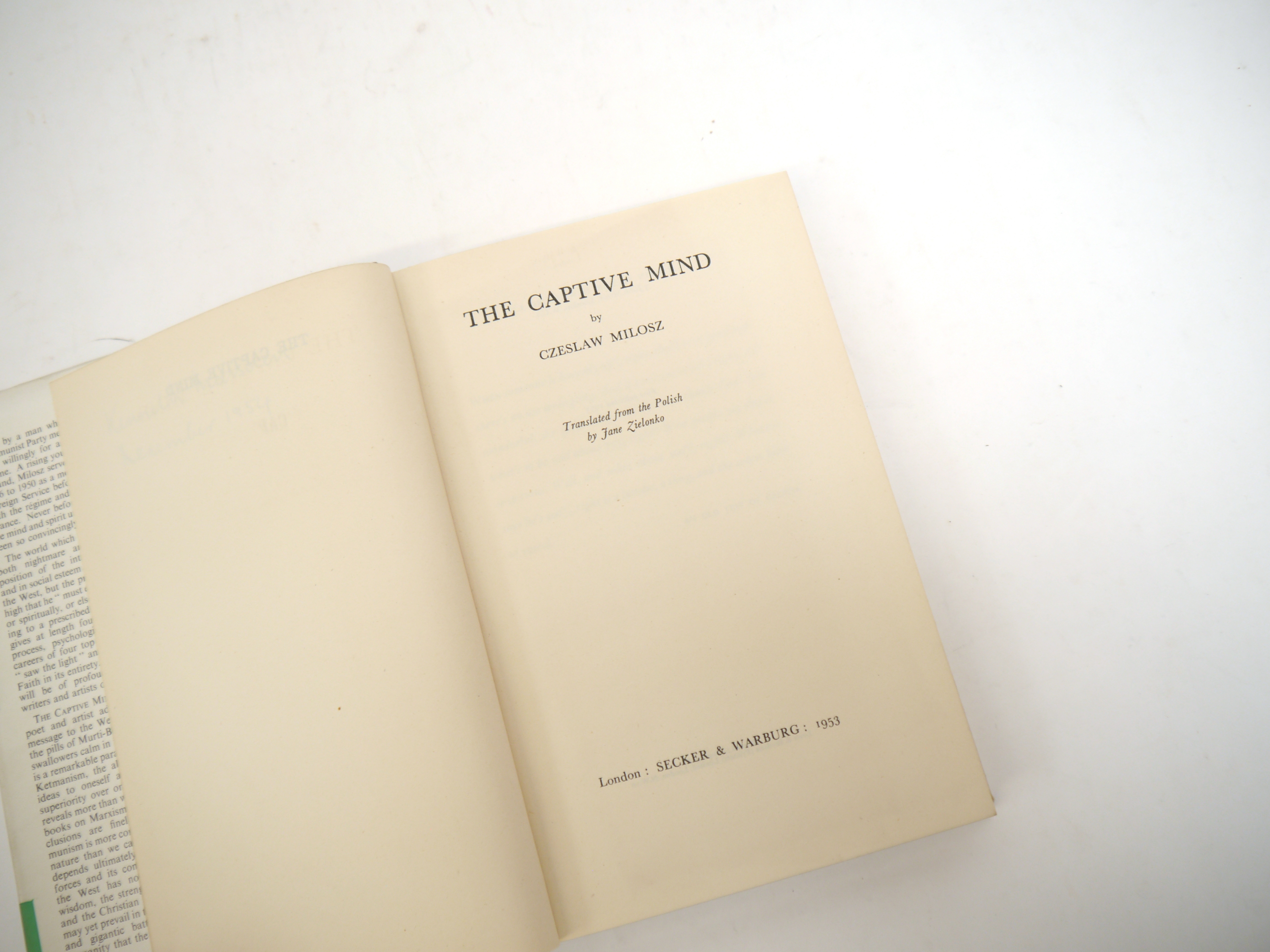 Czeslaw Milosz: 'The Captive Mind', London, Secker & Warburg, 1953, 1st UK edition, translated - Image 2 of 7