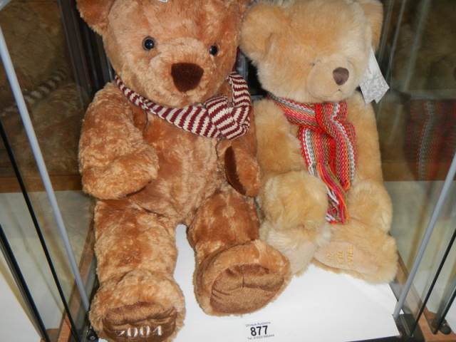 Two Harrods collectors bears.