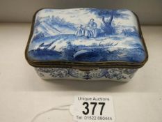 A 19th century continental porcelain hinged box.
