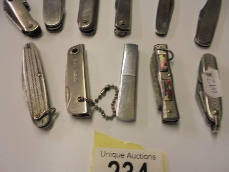 Eleven assorted vintage pen knives. - Image 4 of 4