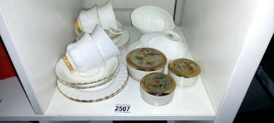 A 16 piece Royal Albert tea set, 4 Coalport cabbage dishes and 3 trinket pots