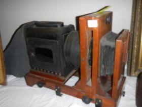 A magic lantern projector for spare or repair, (has a lens inside) COLLECT ONLY.