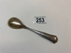 An Adolf Hitler spoon marked AH, Wellner 100, (approx 27.8g)