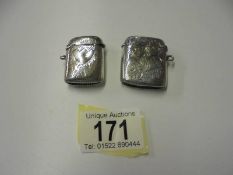 Two Victorian silver vesta cases, 32 grams (1.1 oz).