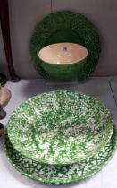 4 pieces of green glazed pottery