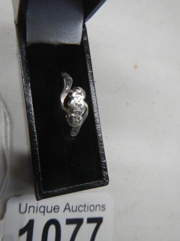 A circa 1940's diamond three stone ring, platinum set and 18ct gold. - Image 3 of 4