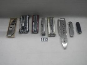 A quantity of penknives.