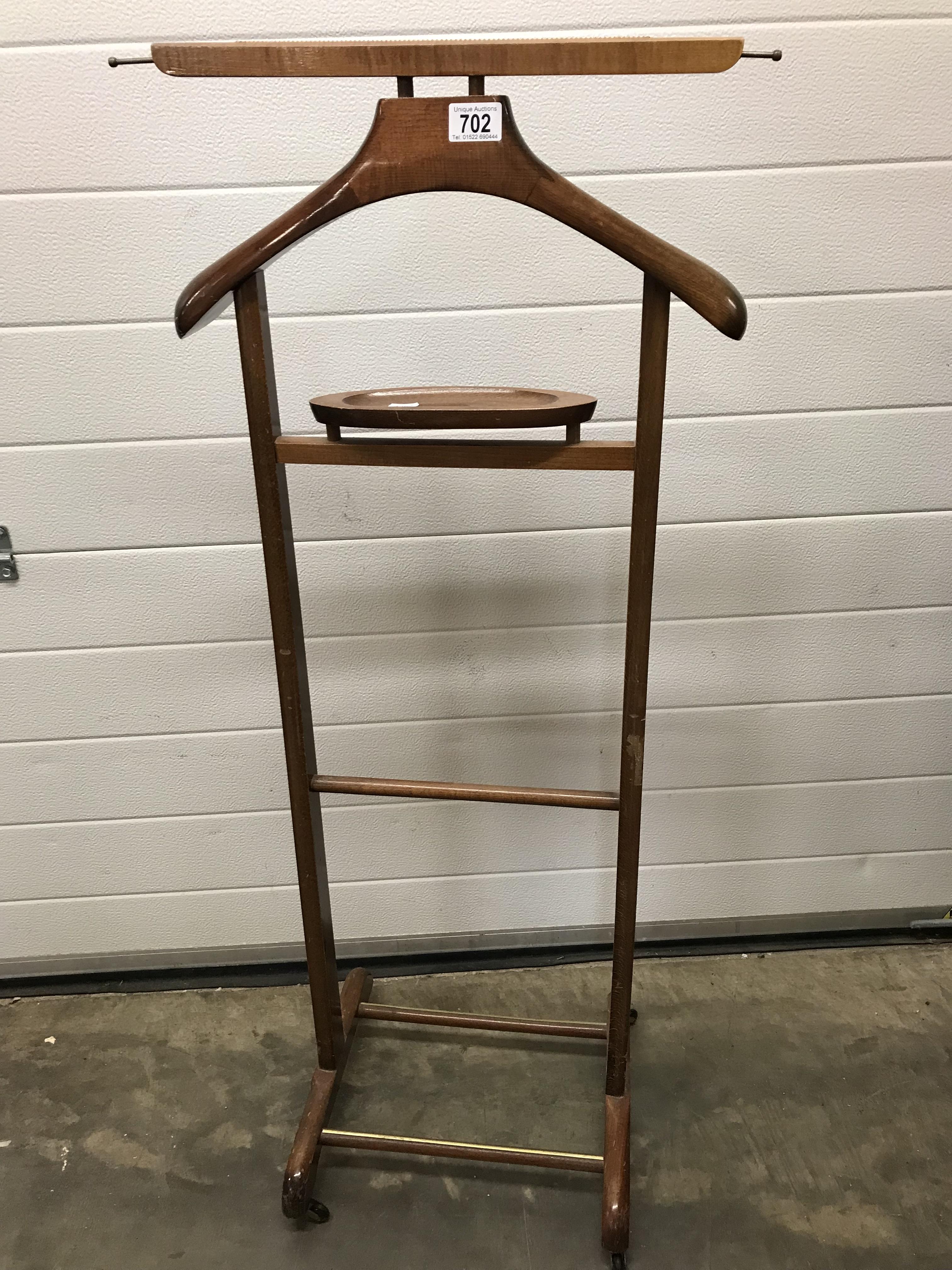 Mens Valet Stand - Image 2 of 5