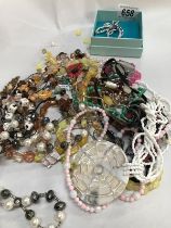 Quantity of costume jewellery and broaches