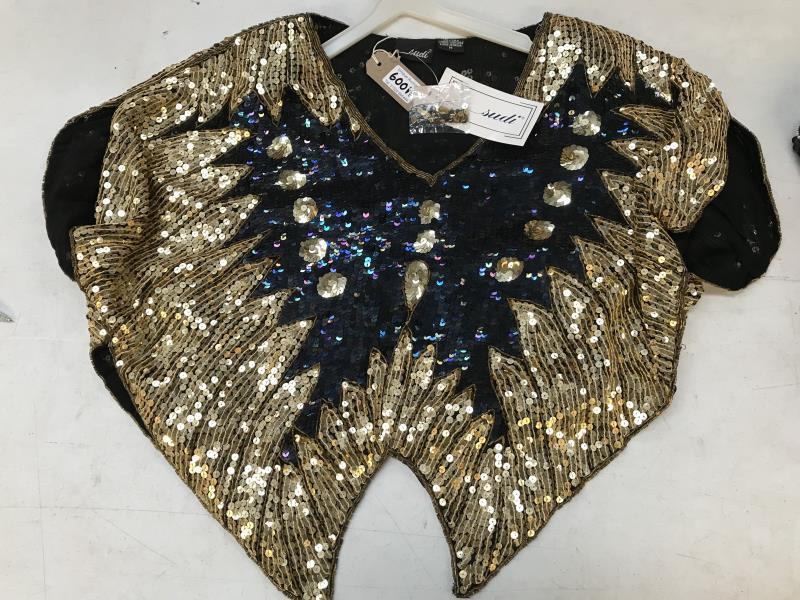 2 x Ladies sequin tops. 1x New with tags. SIze M & x Large - Image 6 of 6