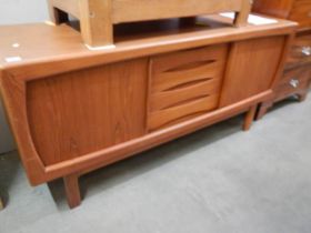 A mid 20th century teak low sideboard (Scandinavian/Danish?) 75 cm high, 160 cm wide x 49 cm deep,